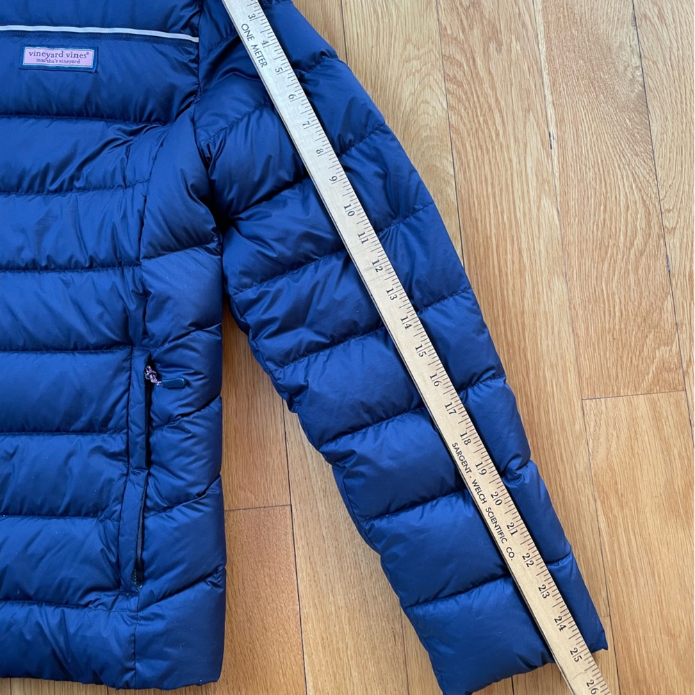 Vineyard Vines Puffer jacket, midnight Navy,Men’s size Large, runs small - Picture 12 of 14